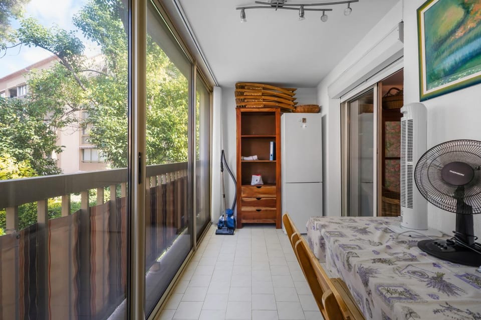 Beau T3 dans domaine arborée Apartment in Six-Fours-les-Plages
