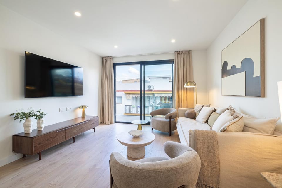 TV and multimedia, Seating area