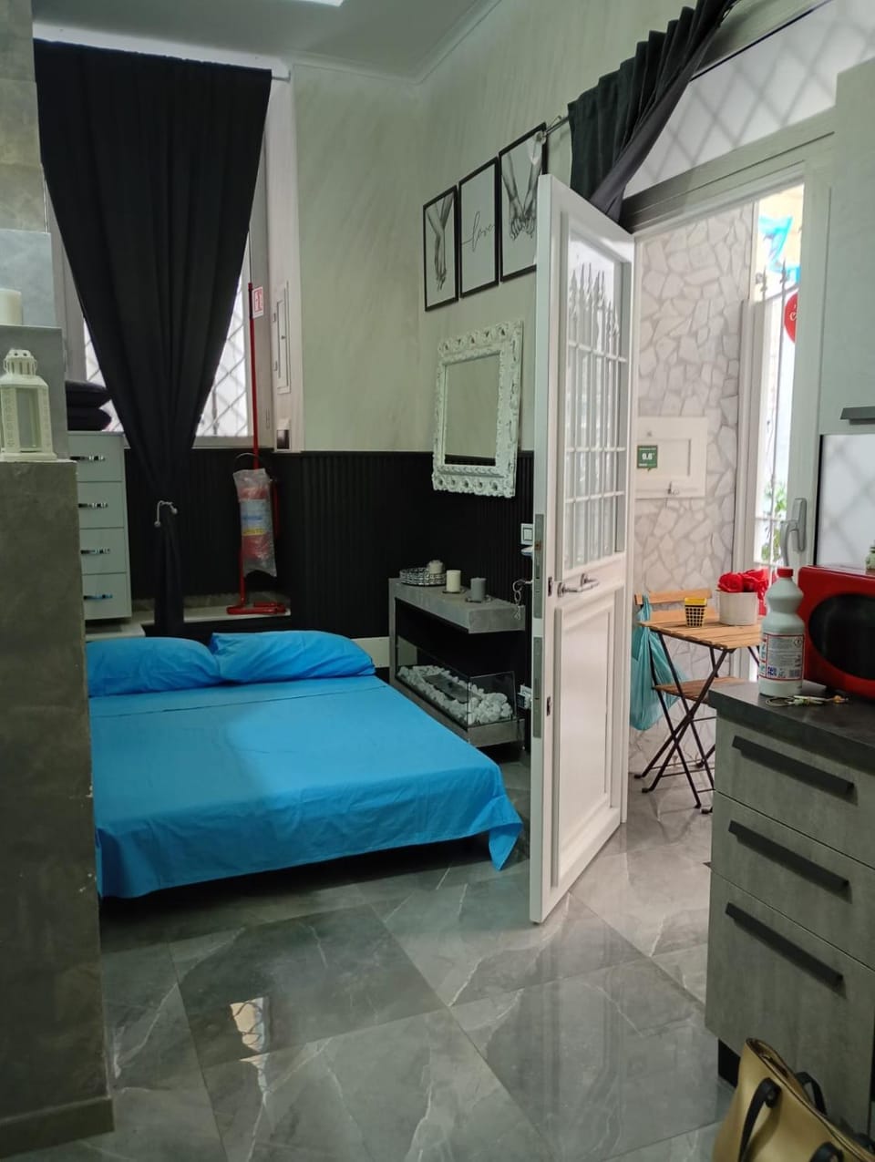 cuore di napoli House in Naples