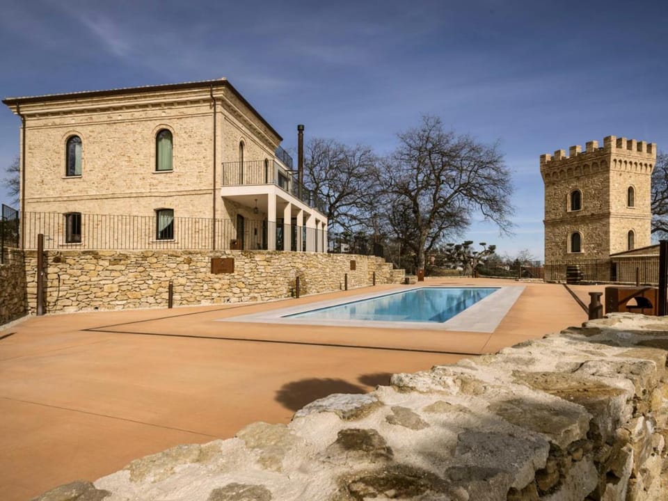 Swimming pool