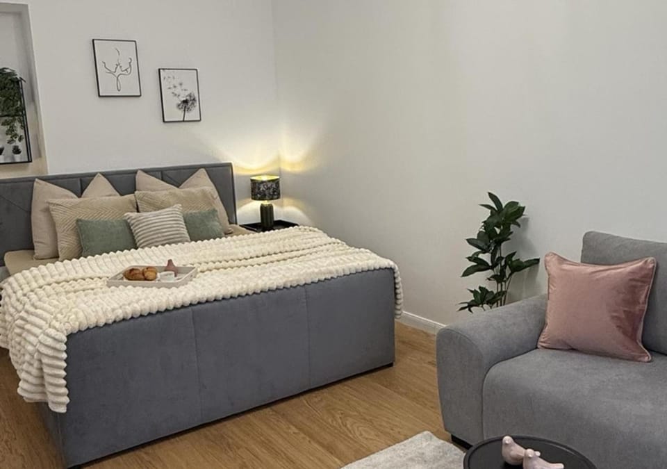 Moderní apartmán Korunní Prestige Praha Apartment in Prague