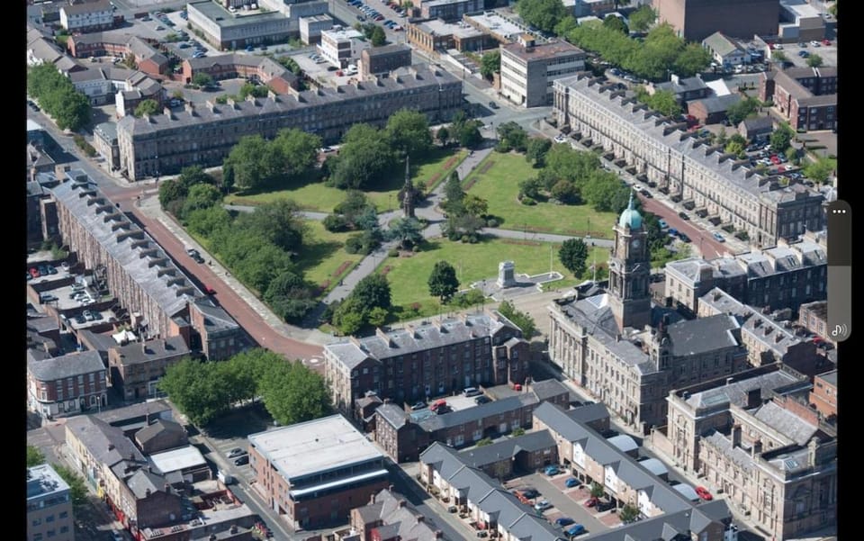 Georgian Square Free parking 10 min to L1 Apartment in Liverpool