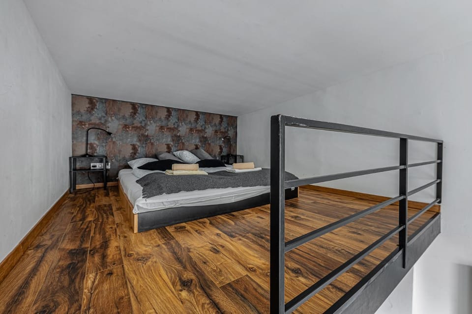 Bed, Photo of the whole room, Bedroom, bunk bed
