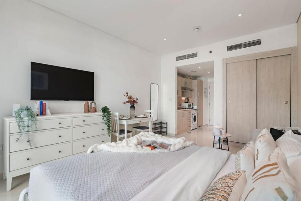 The Smart Concierge - Seven Palms Apartment in Dubai