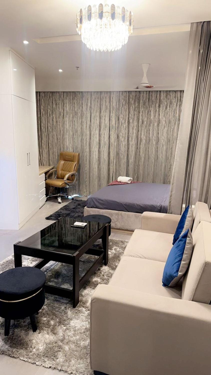 Four Heart Stays Apartment in Noida