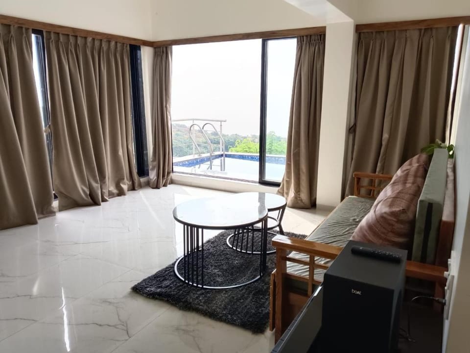 View (from property/room), Swimming pool