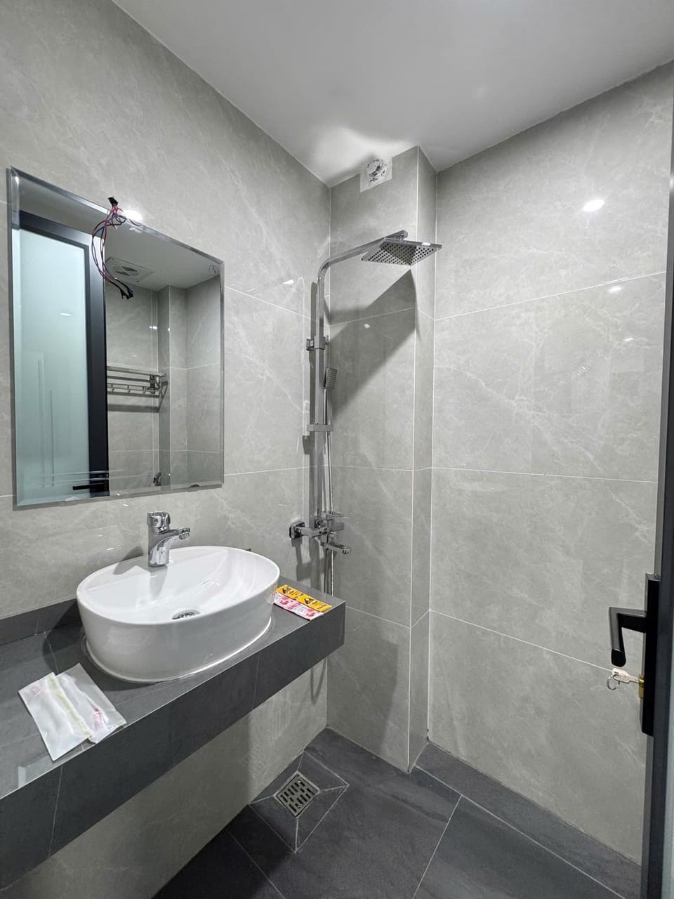 Lakenest Realty 4 Tay Ho, Ha Noi Apartment in Hanoi