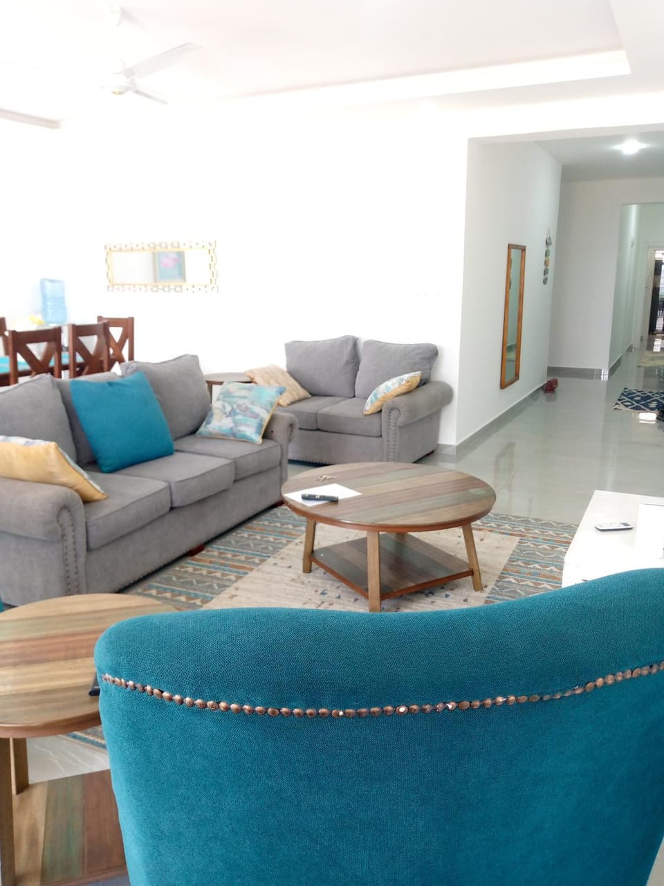 Living room, Seating area