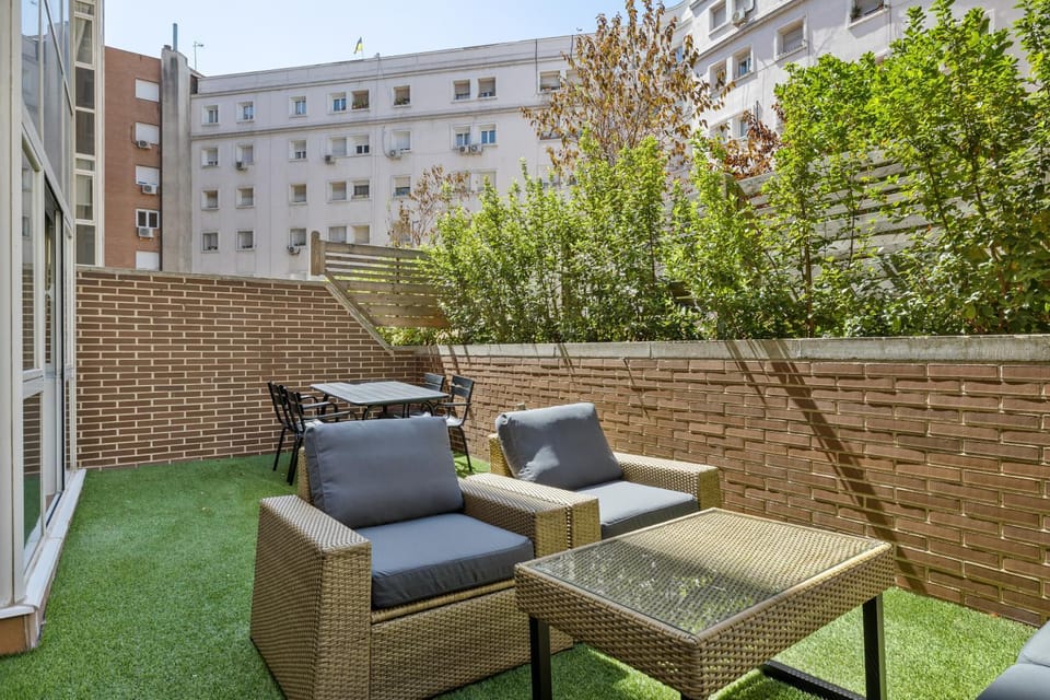 Balcony/Terrace, Balcony/Terrace