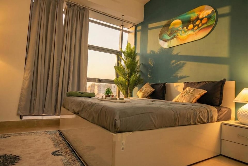 Spectrum Mall 1BHK Balcony Suite Apartment in Noida