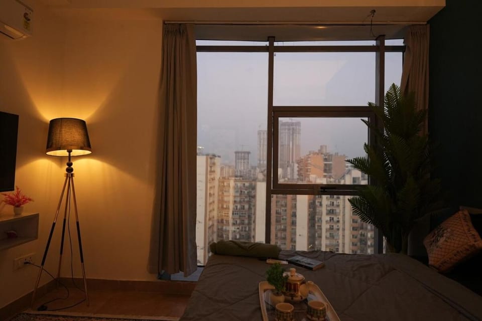 Spectrum Mall 1BHK Balcony Suite Apartment in Noida