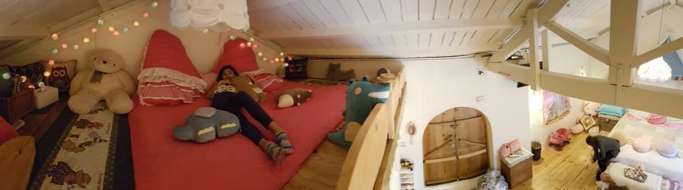 Bed, Photo of the whole room, Decorative detail, Decorative detail, Bedroom, older children, bunk bed, Family, Family, Family