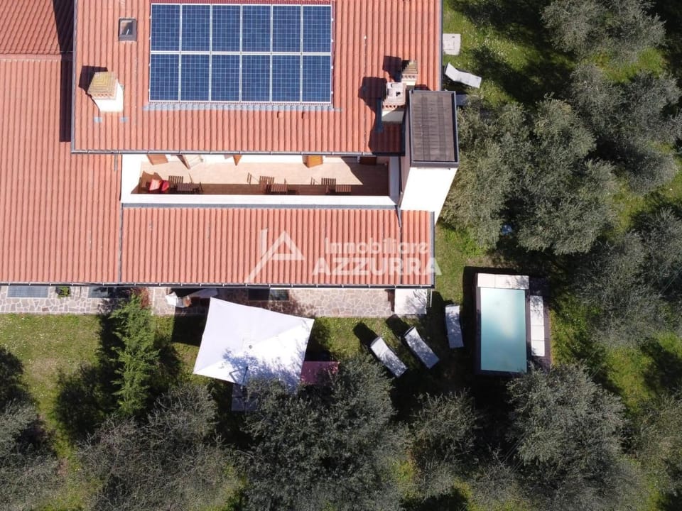 Holiday Home Villa i Roccoli- zwischen Olivenbäumen mit priva by Interhome House in Bardolino