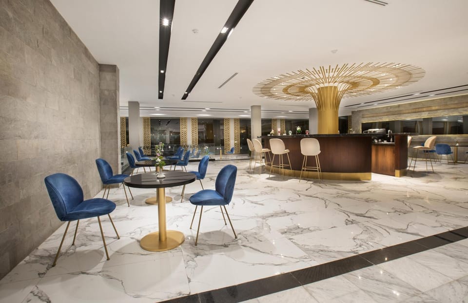 Lobby or reception, Lounge or bar