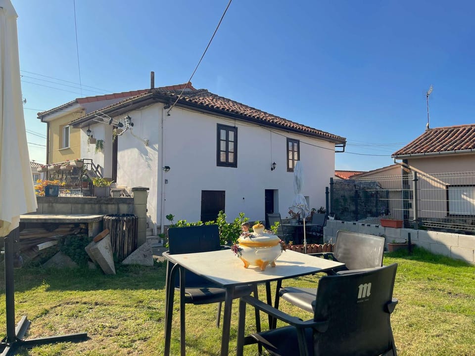 Cozy House a step away from Cudillero House in Asturias
