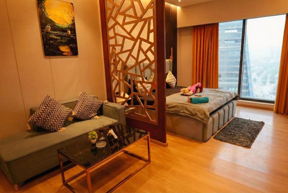 City Views & Cozy Vibes Apartment in Noida