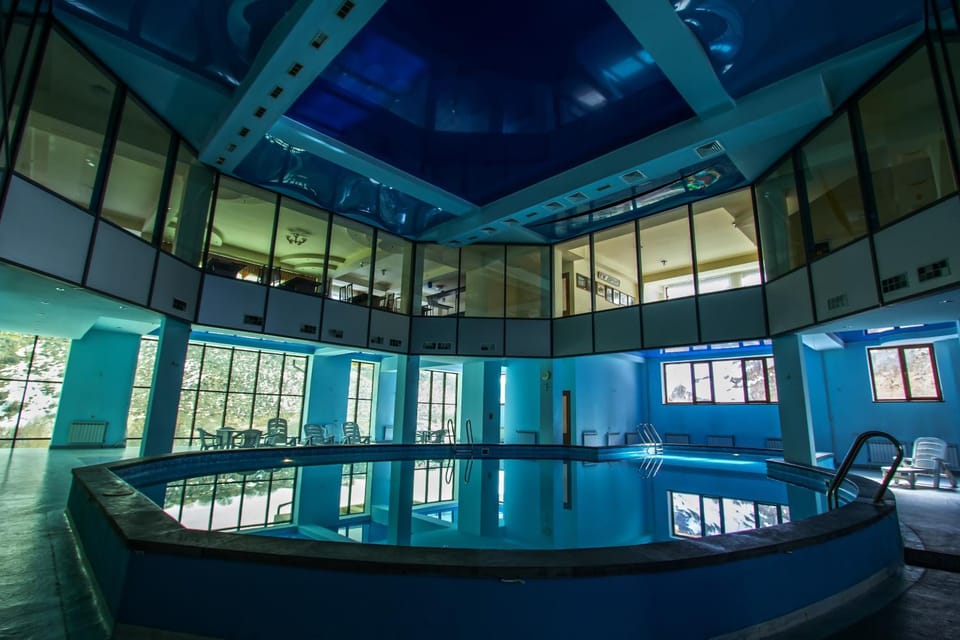 Activities, Pool view, Swimming pool