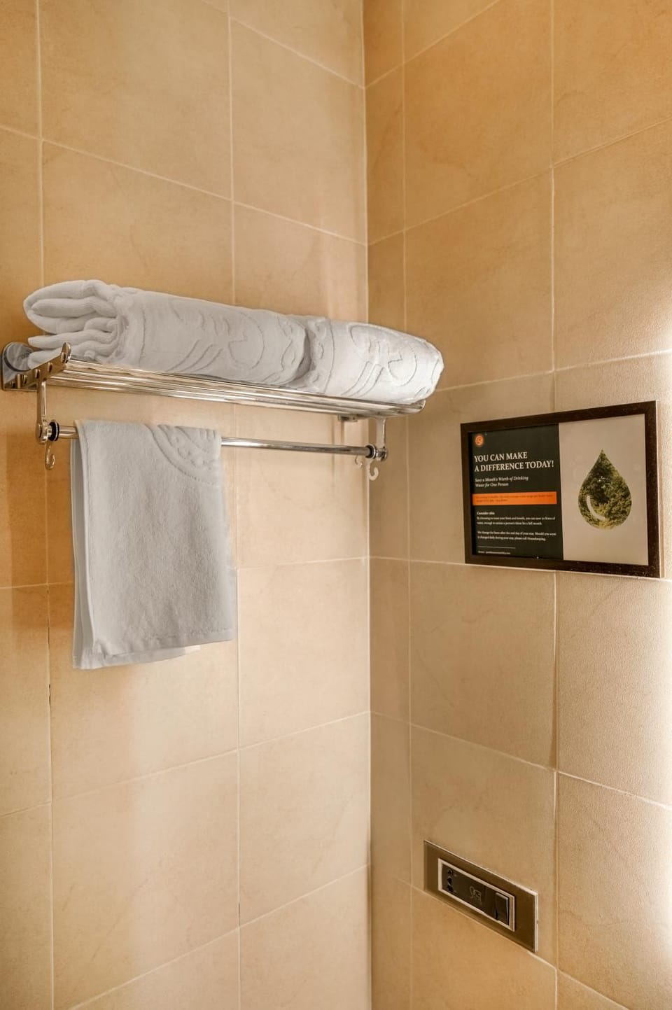 Bathroom, towels