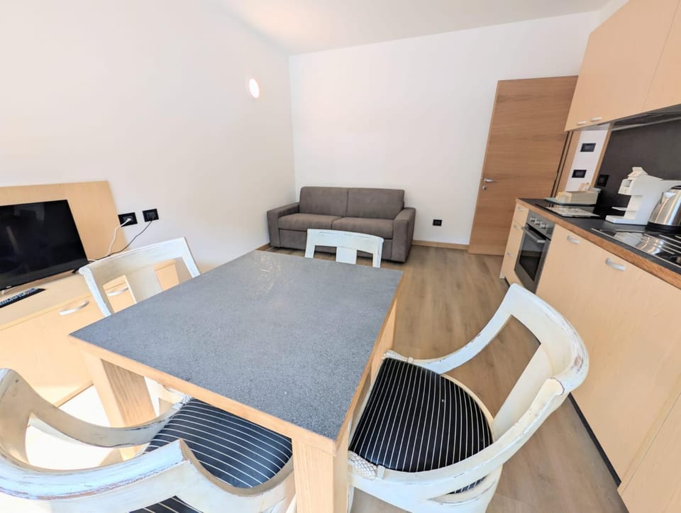 Living room, kitchen