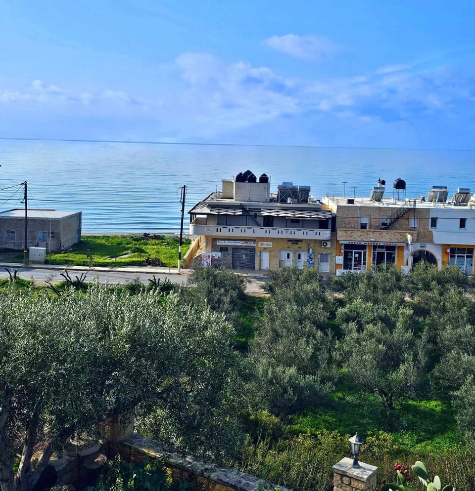 View (from property/room), Location