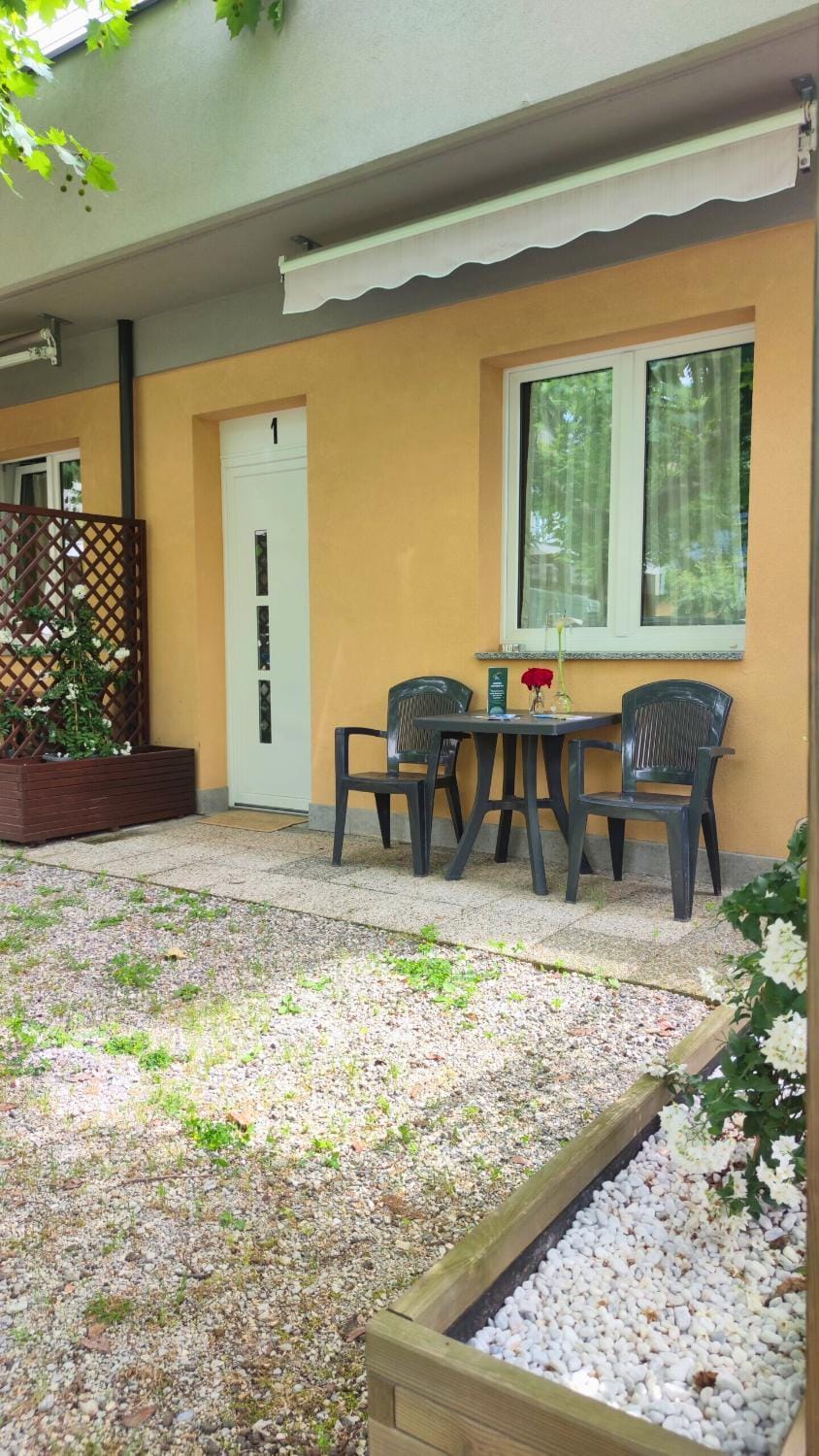 Property building, Patio, Inner courtyard view