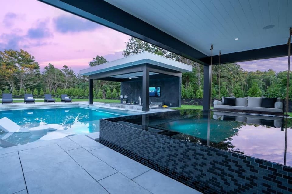 Escape Family 6BR5BA DennisPOOLSPAOPEN20thAPril House in Dennis Port