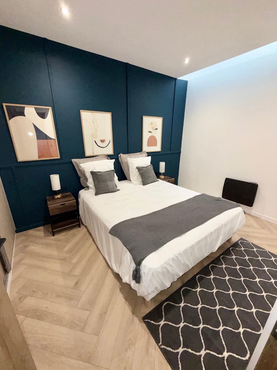 Bed, Bedroom