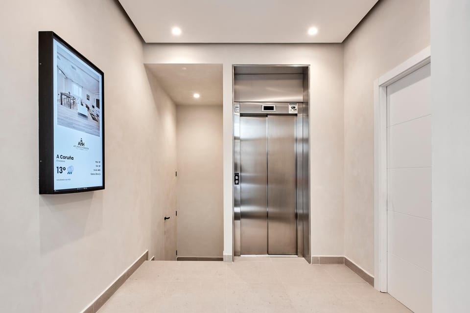 AHH ATLANTIC HORIZON HOMES fa Apartment in A Coruna