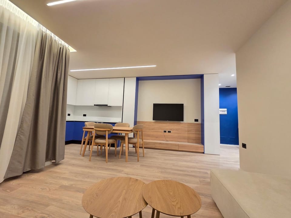 TV and multimedia, Living room, Dining area