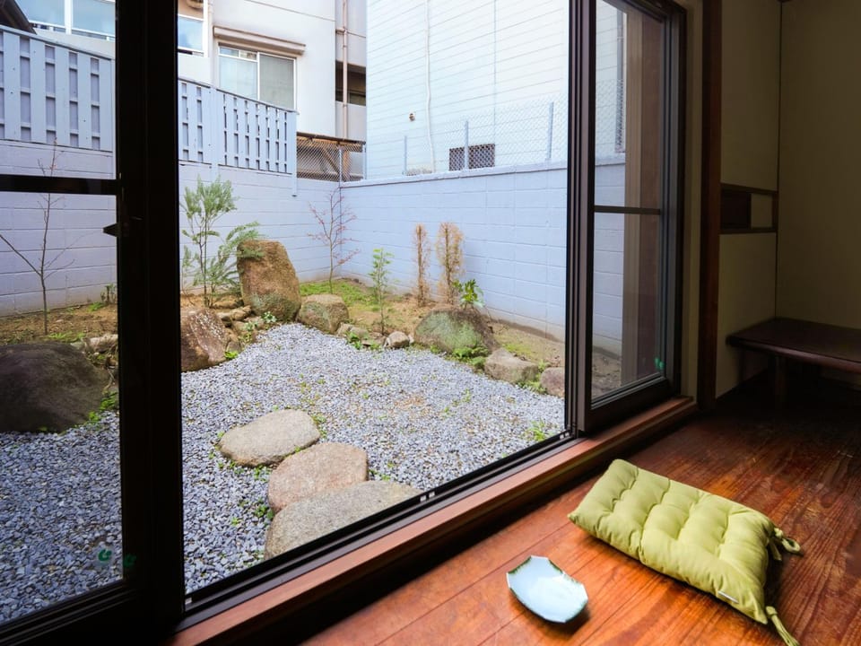 Spring, Day, Garden, View (from property/room), Garden view