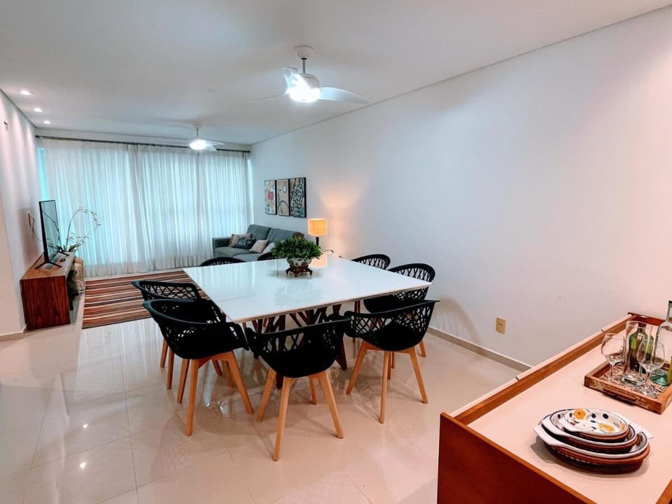 Refúgio Pé na Areia - Piscina Infinita e Vista Mar Apartment in Caraguatatuba