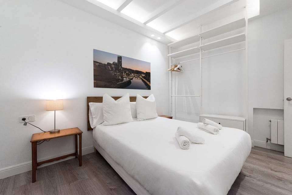Near Museum Luxury Stay by Next Stop Bilbao Apartment in Bilbao