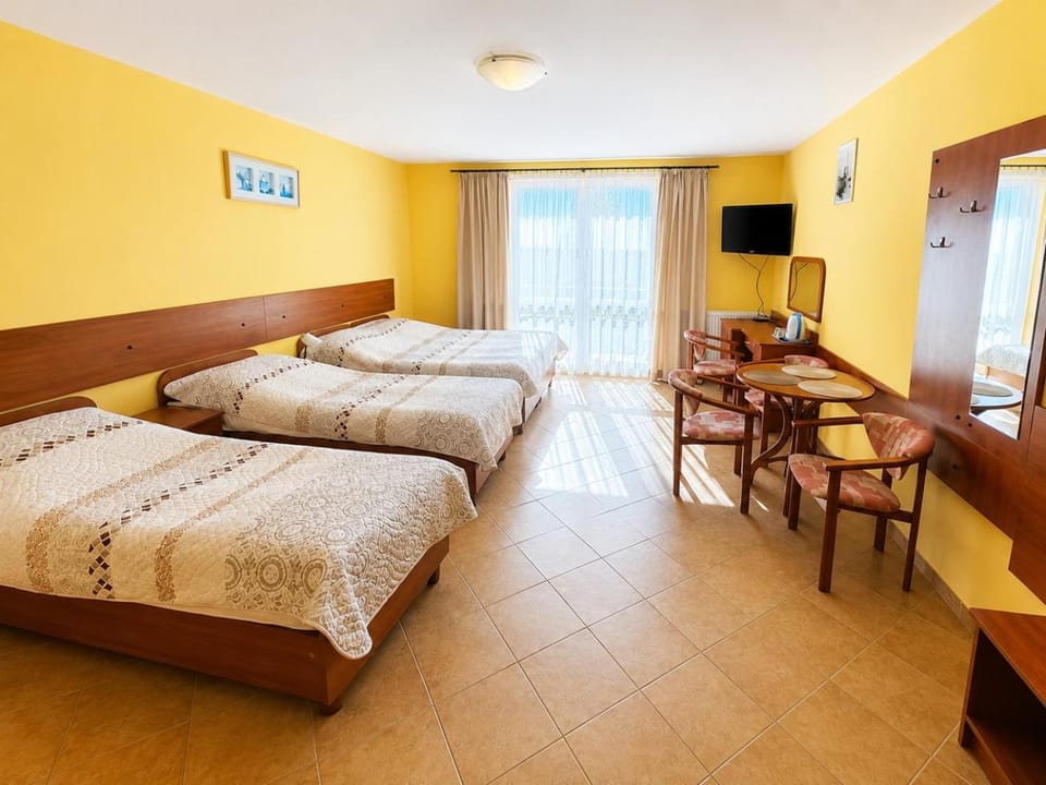Bed, Balcony/Terrace