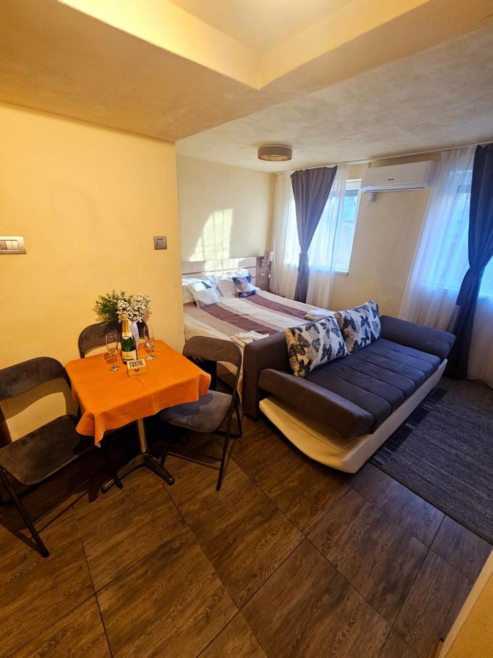 Studio Iris Apartment in Romania