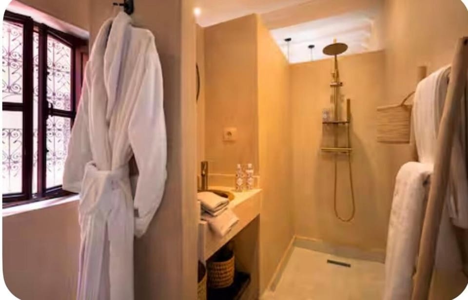 Casbah Amor Hotel Riad Rooftop with Heated Pool Air Conditioning Villa in Marrakesh