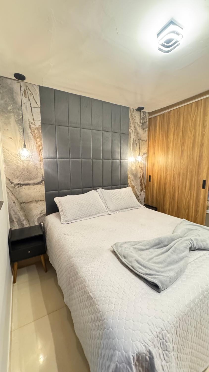 Photo of the whole room, Bedroom