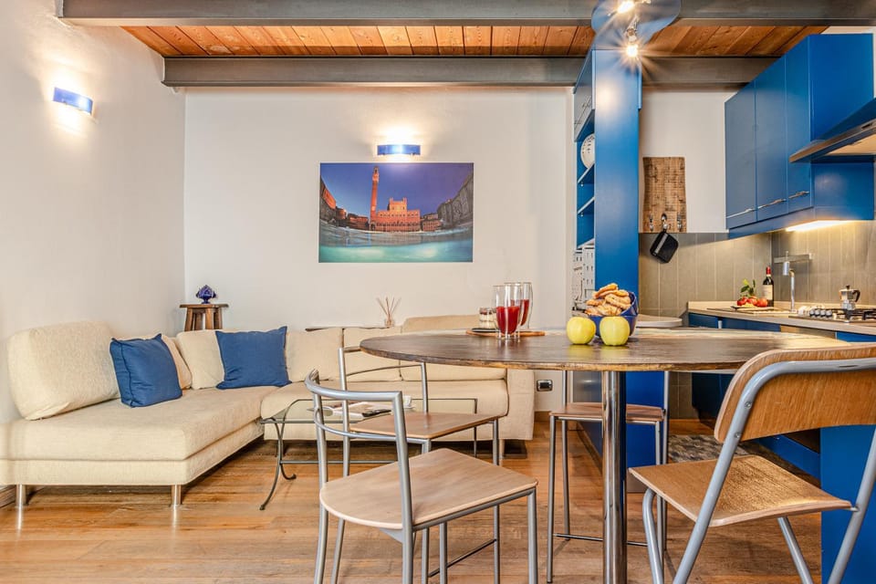 Oro Blu Apartment in Siena