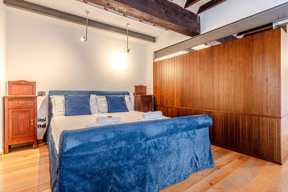 Oro Blu Apartment in Siena