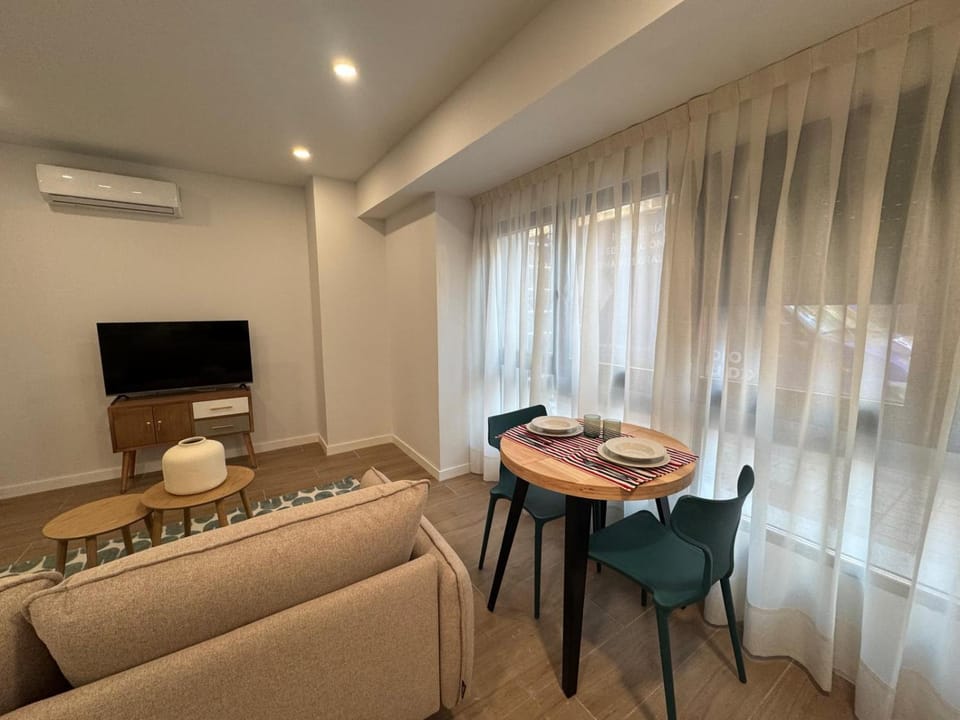 Living room, air conditioner