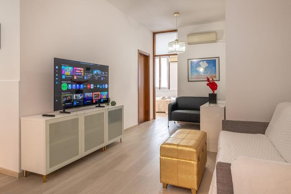 Domus Aurum - Raffinato e Confortevole Appartamento in Centro Storico fuori dalla ZTL Apartment in Vicenza