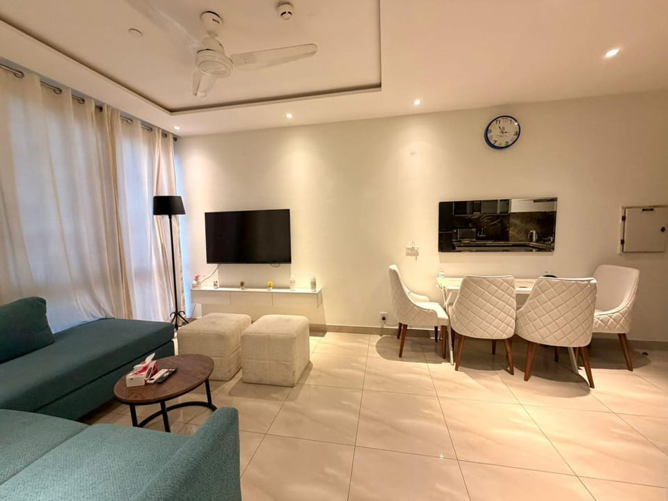 Gulberg Zameen aurum one bed Apartment in Lahore