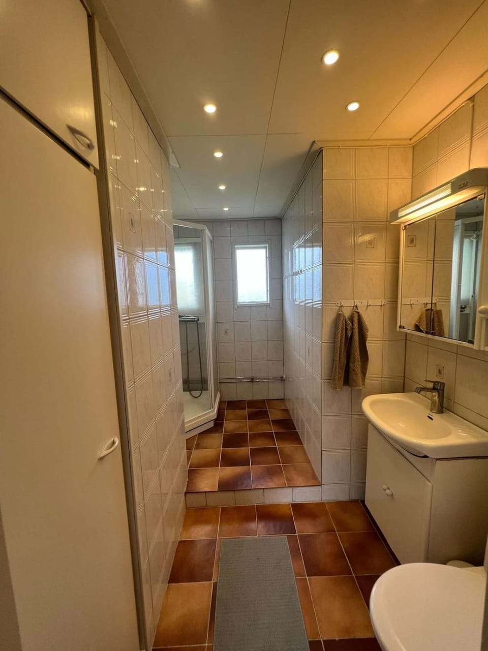 Property building, Bathroom