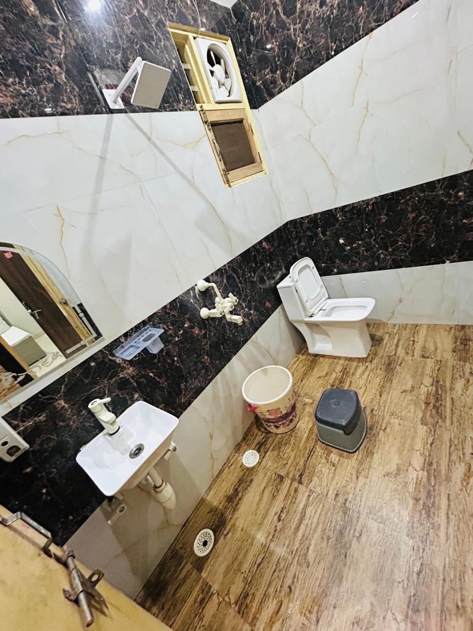 Kirpalu haridham hotel Hotel in Uttar Pradesh