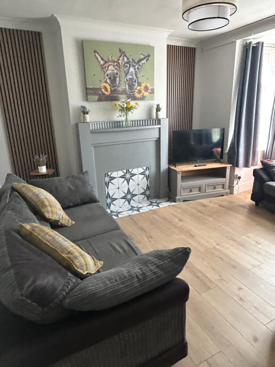 Family & Contractor 3-bed detached Home House in Boston