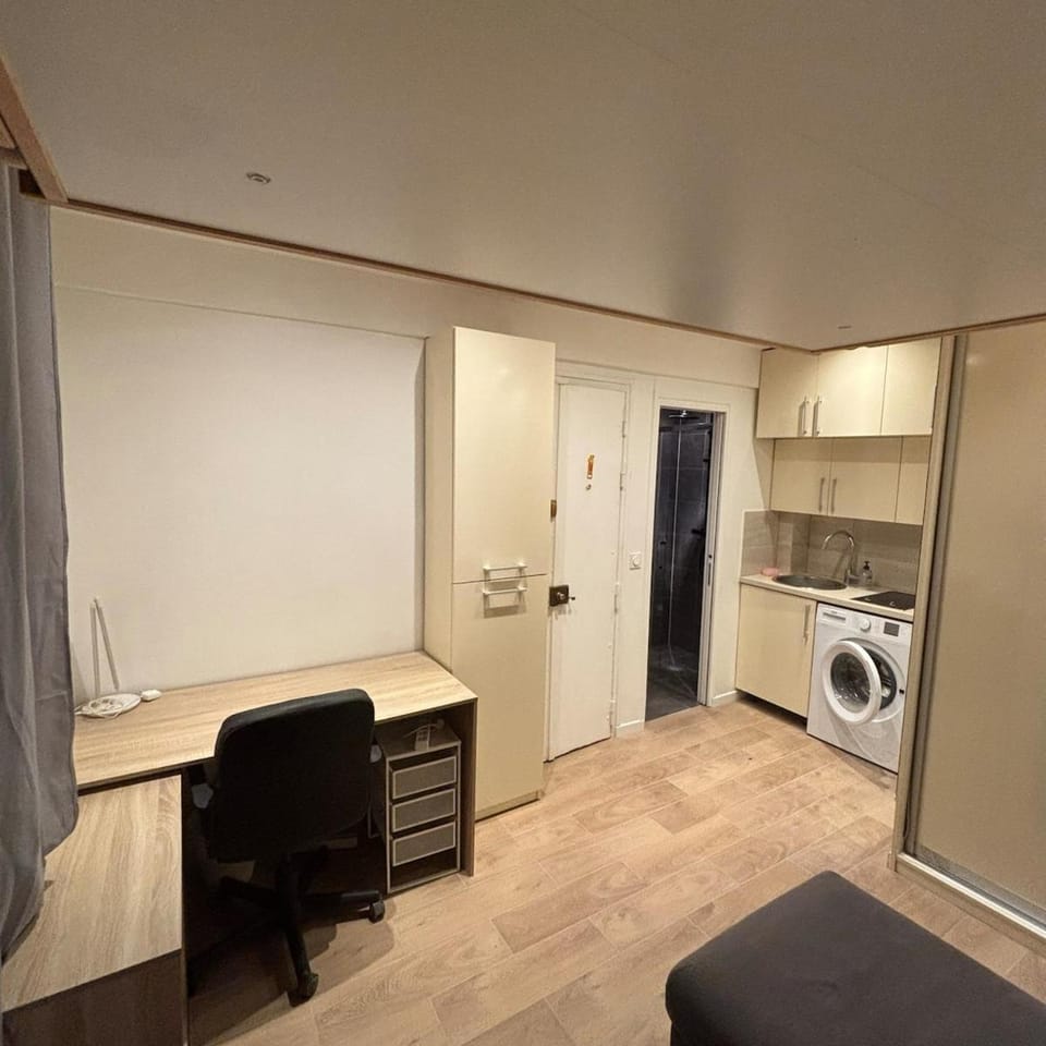 Cozy Studio Latin Quarter Apartment in Paris