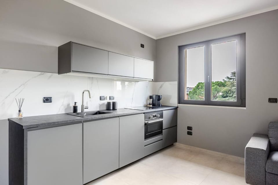 Coffee/tea facilities, Kitchen or kitchenette, dishwasher, pet friendly, stove