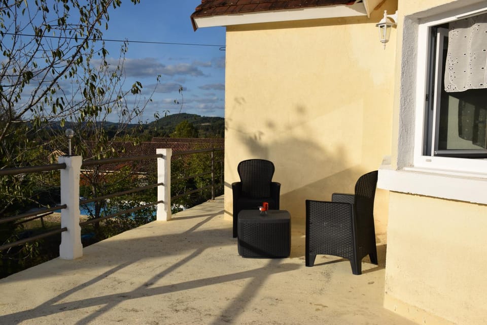 Patio, Balcony/Terrace