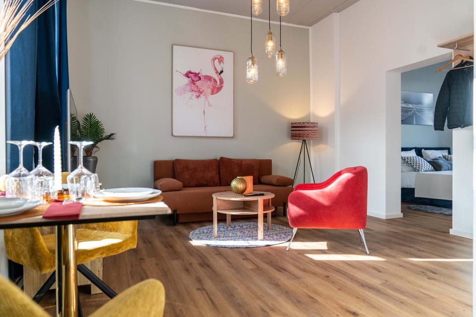 Kitchen or kitchenette, Living room, Seating area, Dining area