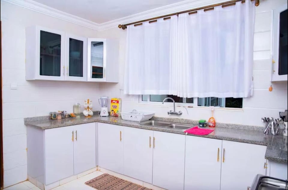 Spacious 3bedroom all en-suite Apartment with Jacuzzi Westlands Apartment in Nairobi County