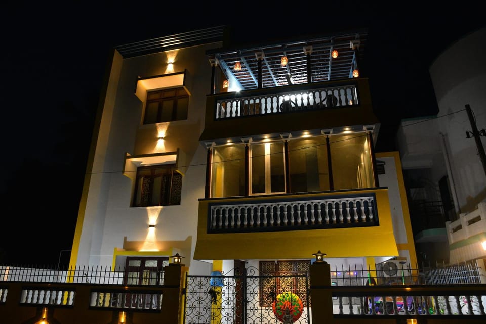 Property building, Night, View (from property/room)